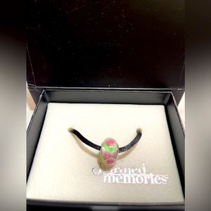 Charmed memories by Kay jewelers, floral, design charm for bracelet